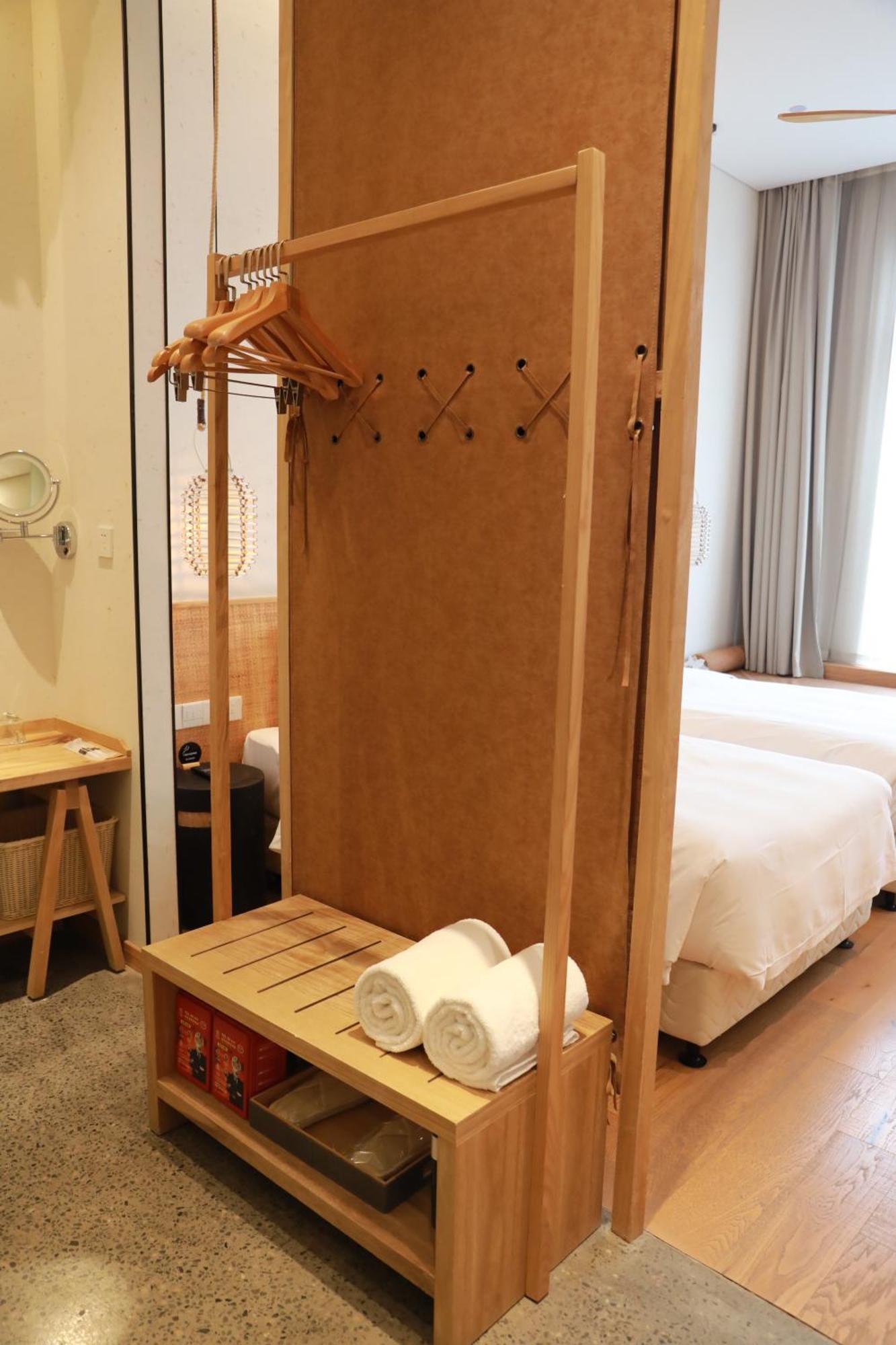 Manli Hotel Shanghai Pudong Airport - Pet Friendly Экстерьер фото