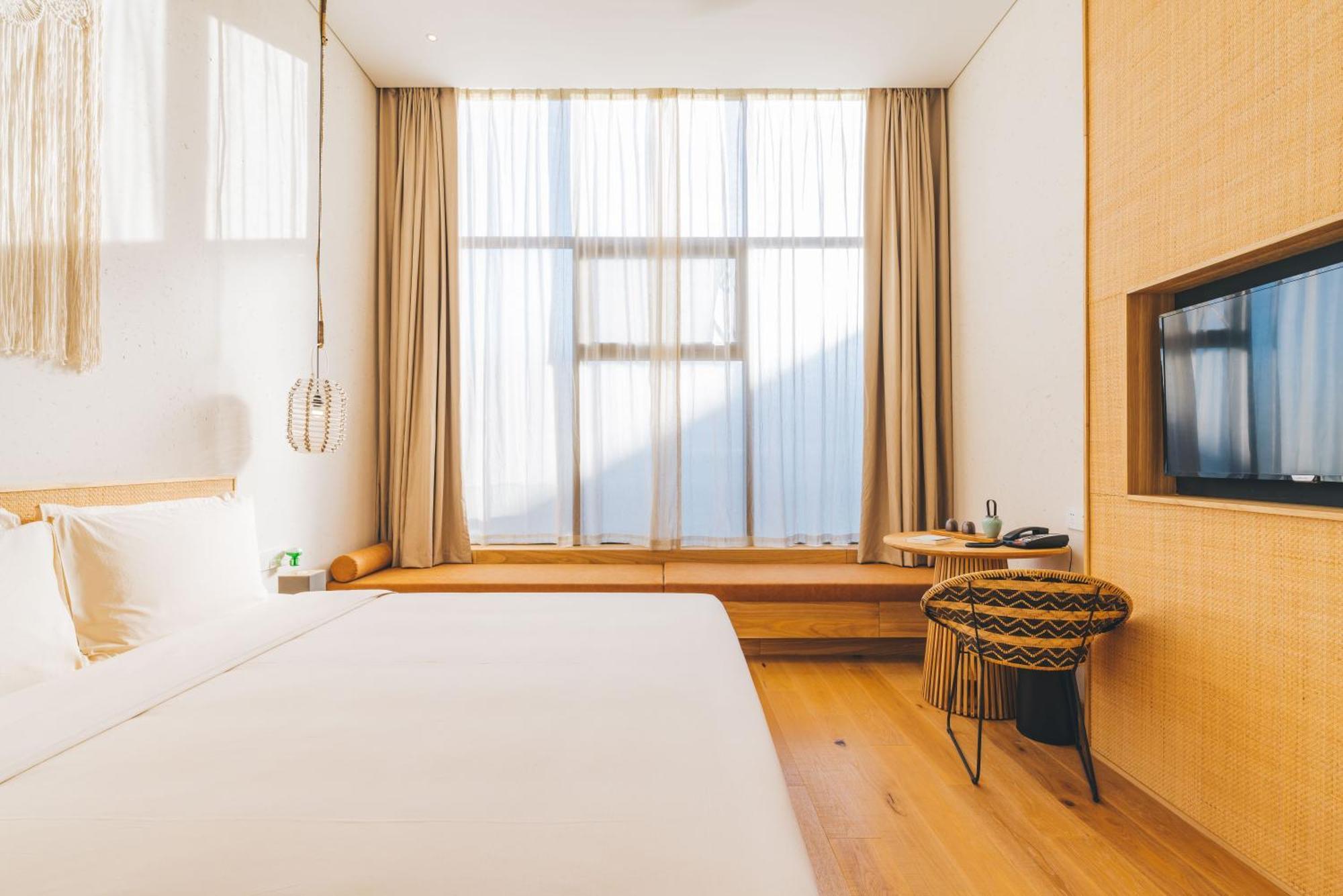Manli Hotel Shanghai Pudong Airport - Pet Friendly Экстерьер фото