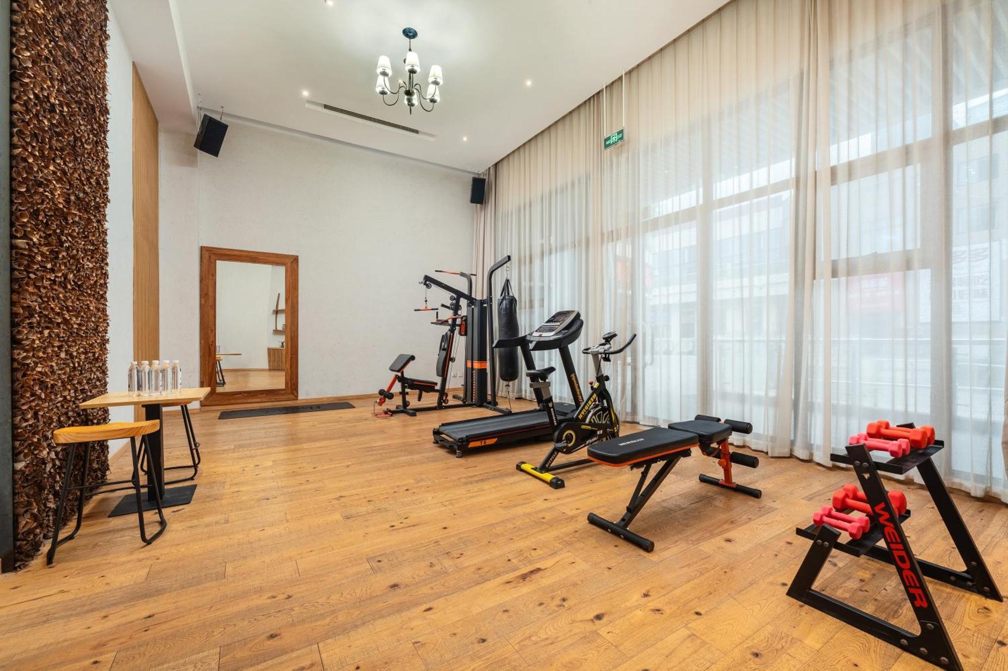 Manli Hotel Shanghai Pudong Airport - Pet Friendly Экстерьер фото